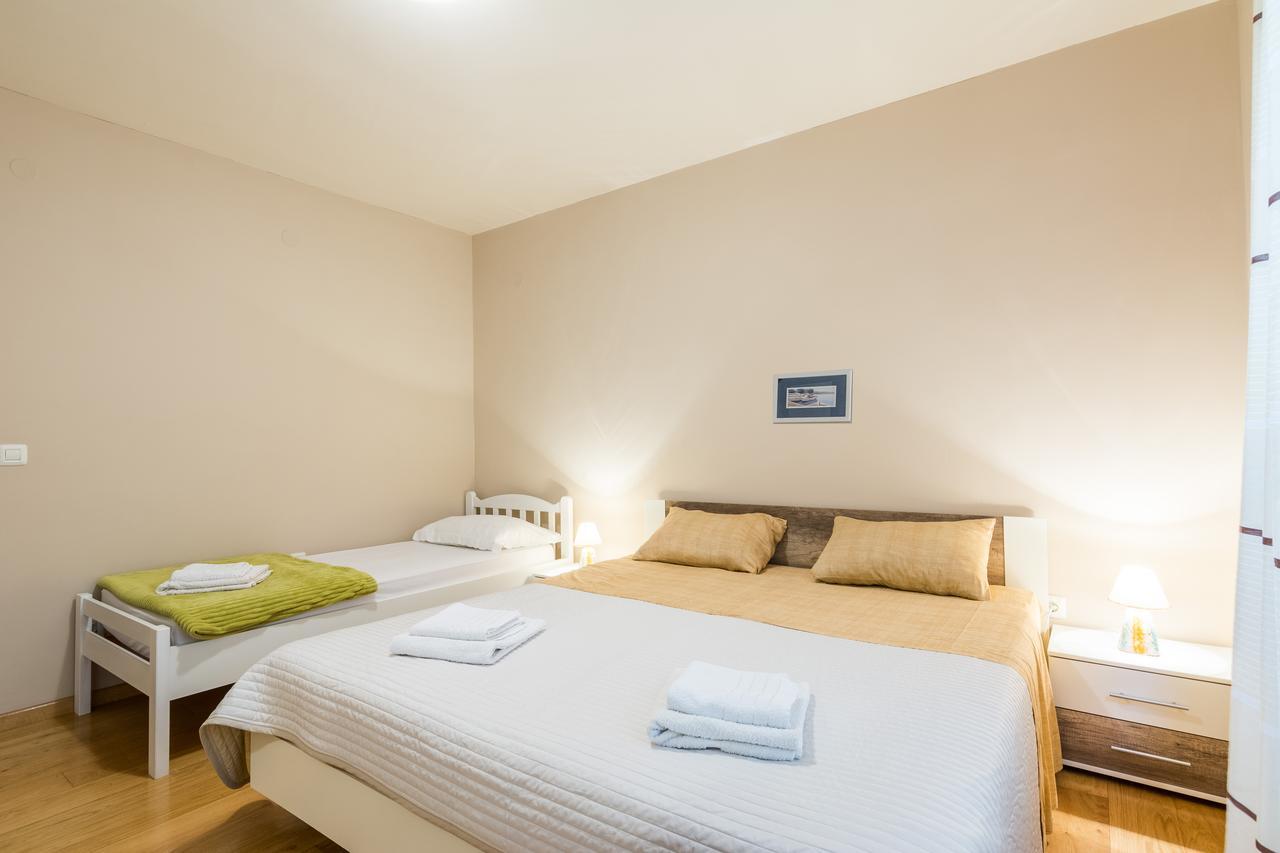 Apartment Jeger ポヴリャナ エクステリア 写真