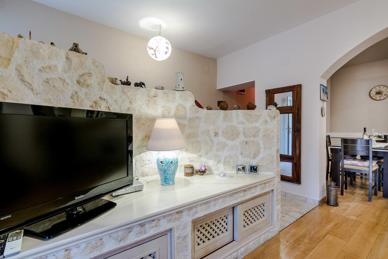 Apartment Jeger ポヴリャナ エクステリア 写真